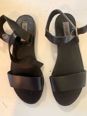 Steve Madden Black Leather Two-Strap Ankle Sandals